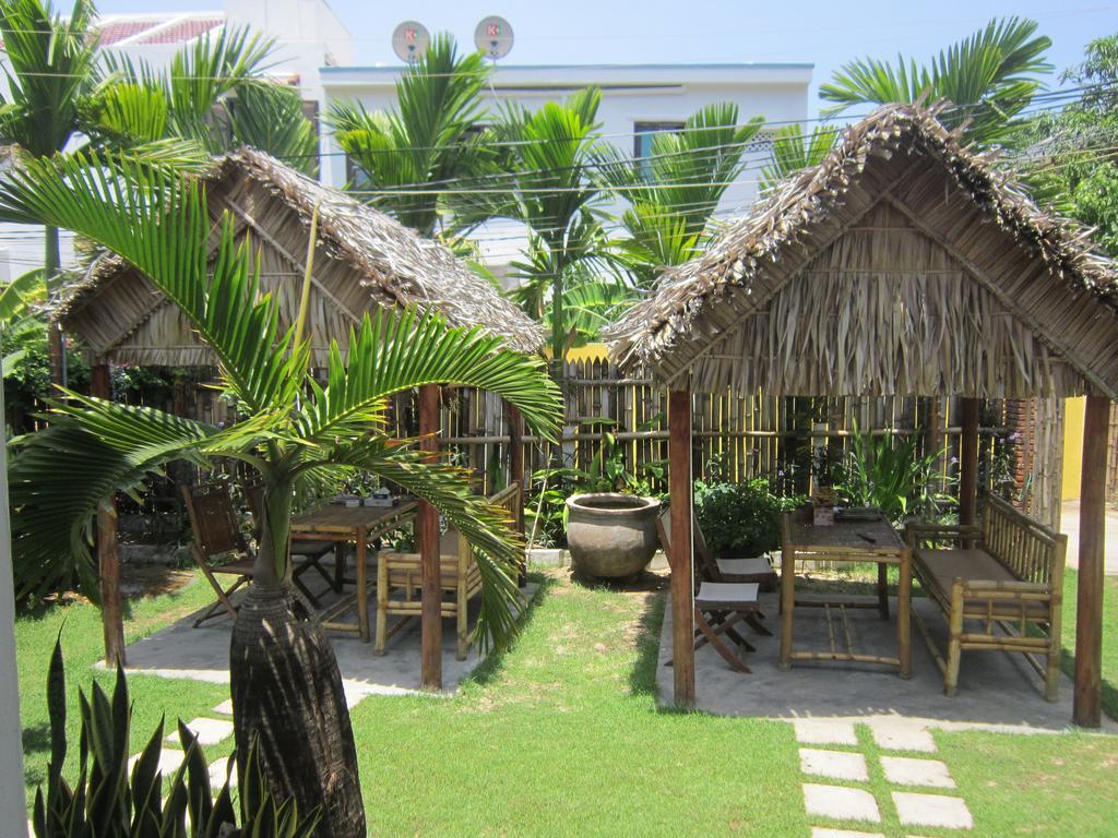 Local Beach Homestay Hội An Extérieur photo